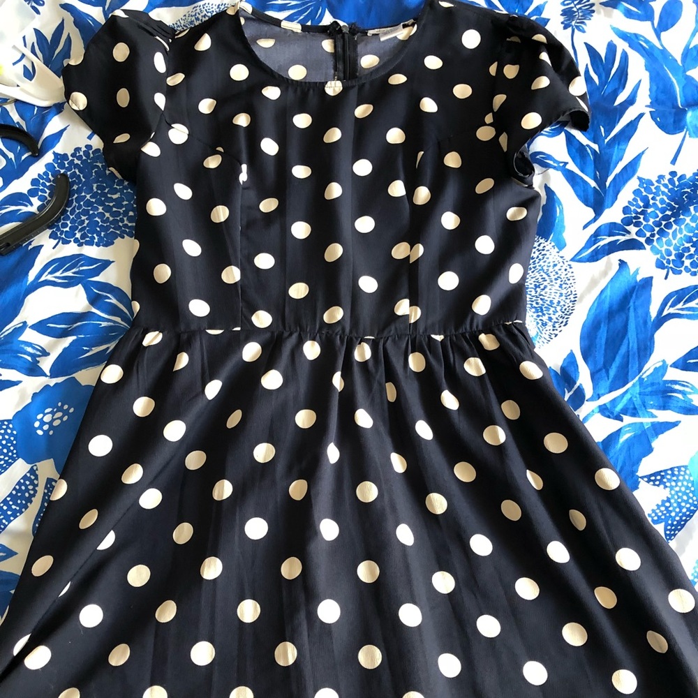 Polka dot dress with slight cap sleeve